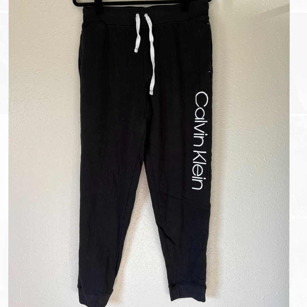 BLACK CALVIN KLEIN WOMEN’S SWEATPANTS MEDIUM